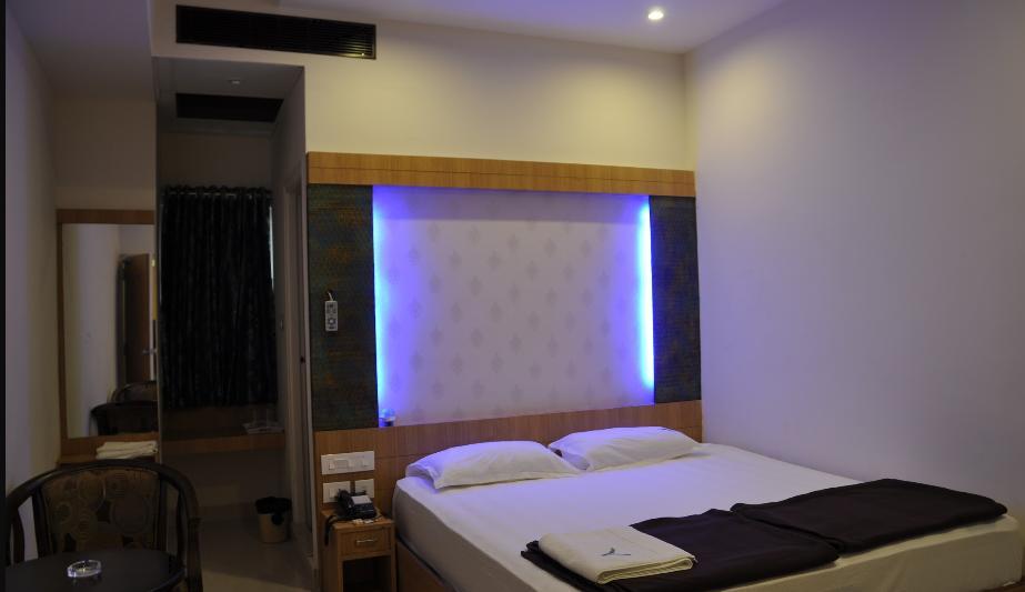 Hotel Athidi Grand Visakhapatnam Ruang foto