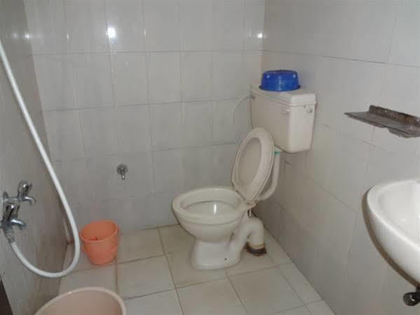 Hotel Athidi Grand Visakhapatnam Bagian luar foto